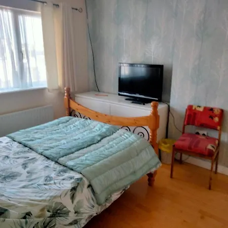 19 Doran Close Donegal Town